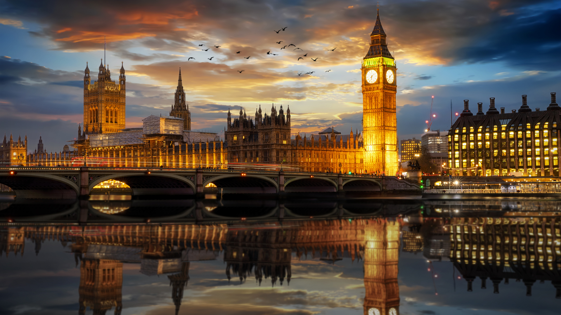 London, die Hauptstadt des Vereinigten Königreichs, fasziniert mit ihrem einzigartigen Mix aus Geschichte und Moderne.