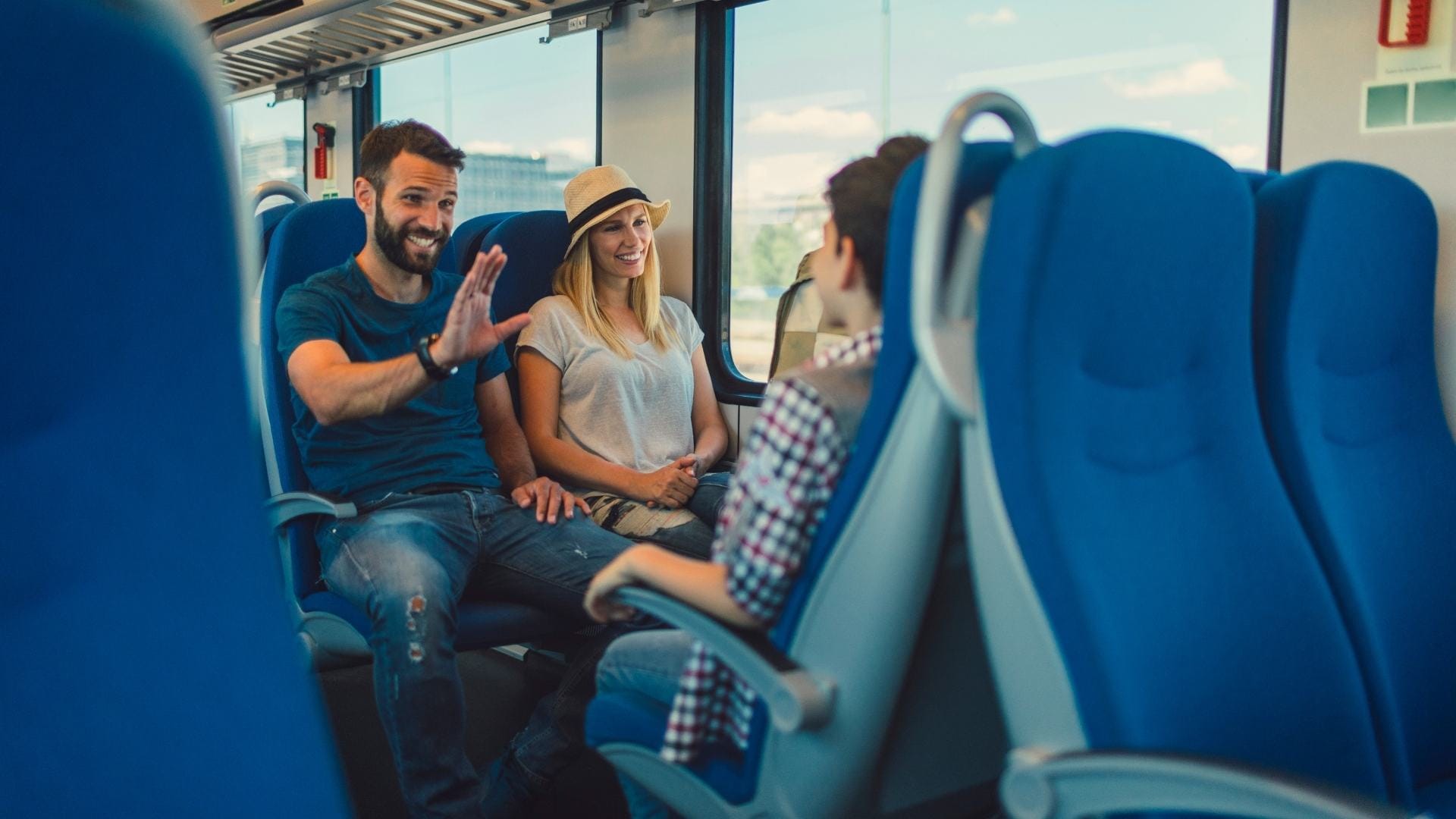Entdecke nachhaltige und komfortable Zugreisen zu den schönsten Städten Europas. Tipps, Highlights und Inspiration für deine nächste Bahnreise.